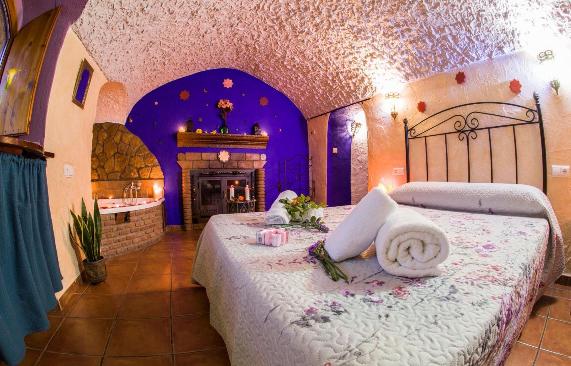 Hostal Casas Cueva Cazorla Hinojares Exterior foto