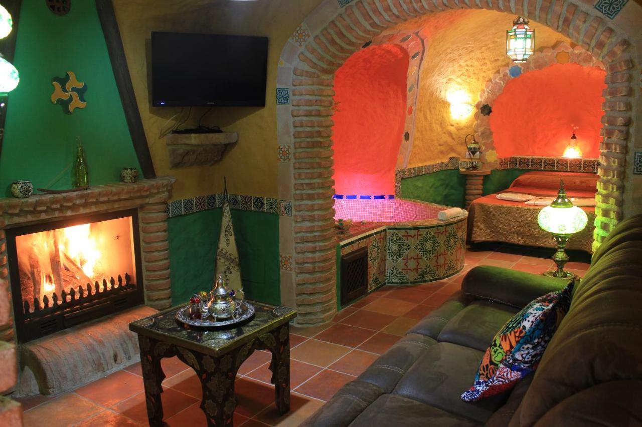 Hostal Casas Cueva Cazorla Hinojares Exterior foto
